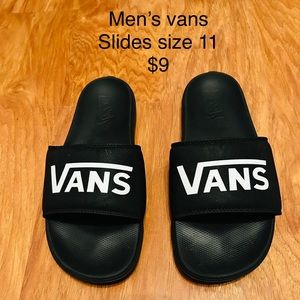 Men’s van slides size 11